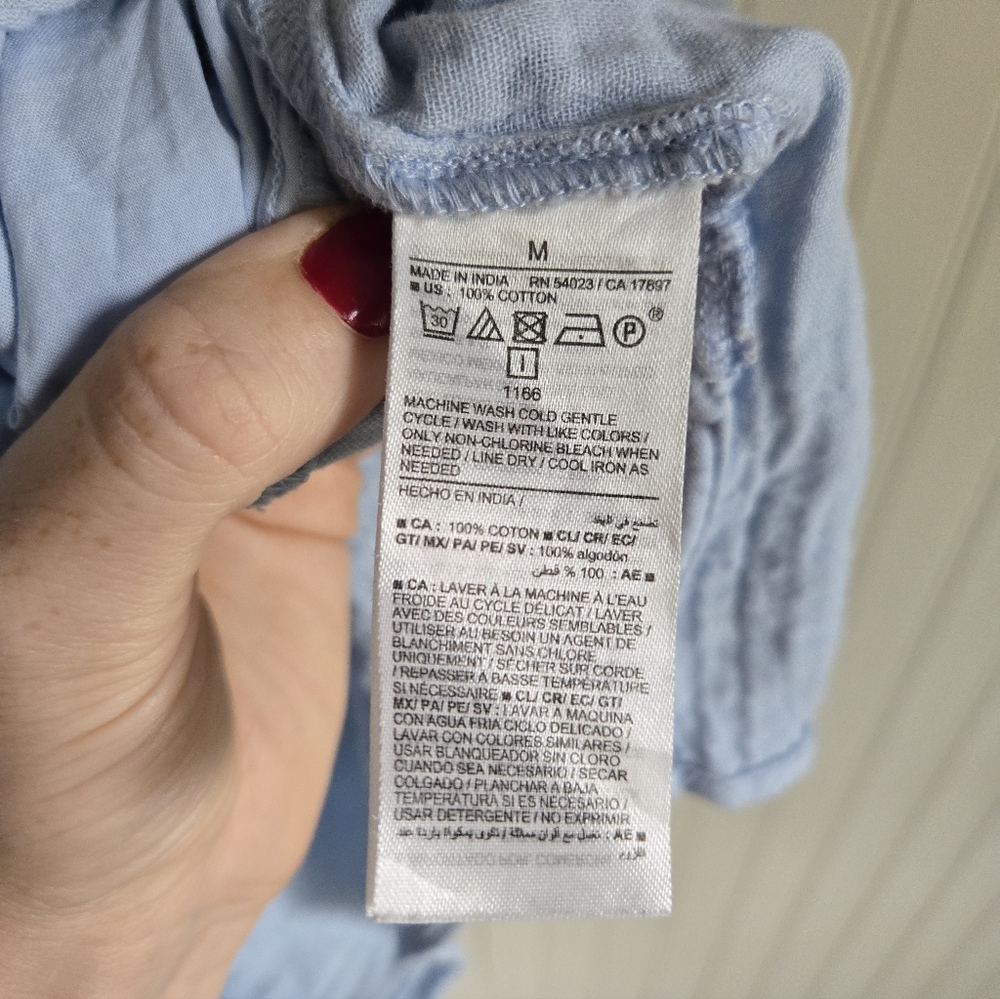 Old Navy Baby Blue Gauze Flutter Sleeve Knee Length Dress - Picture 5 of 7